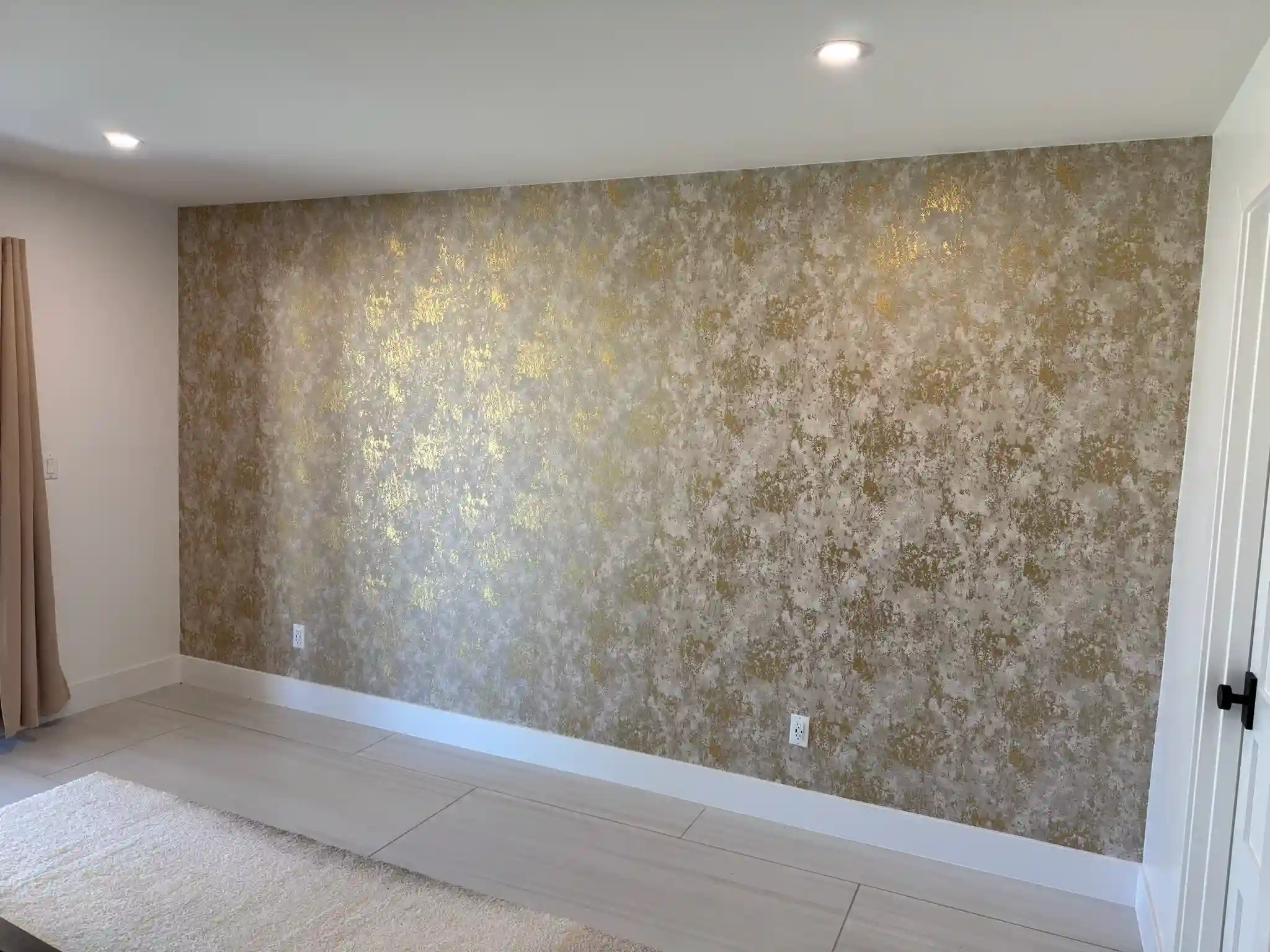 Luxury wallpaper installation in Lake City, Seattle